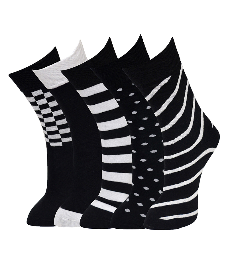 Black color cotton socks with designs especialy for black lovers